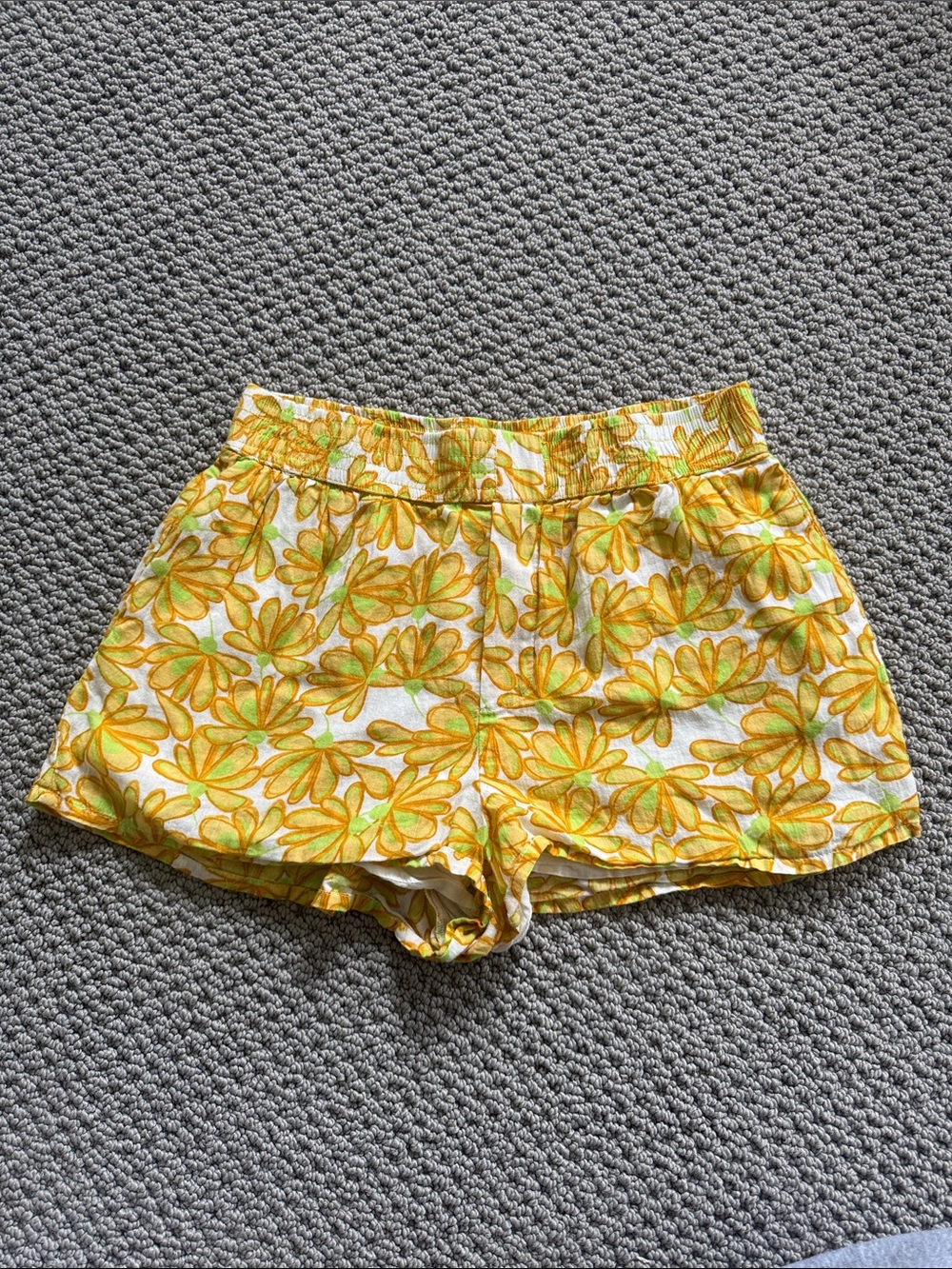Zara Yellow Floral Women's Shorts- Small
